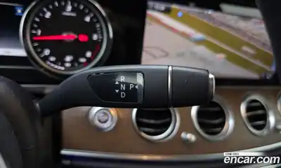 Mercedes-Benz E-Class 2020 1.9 гидро, миниатюра 12