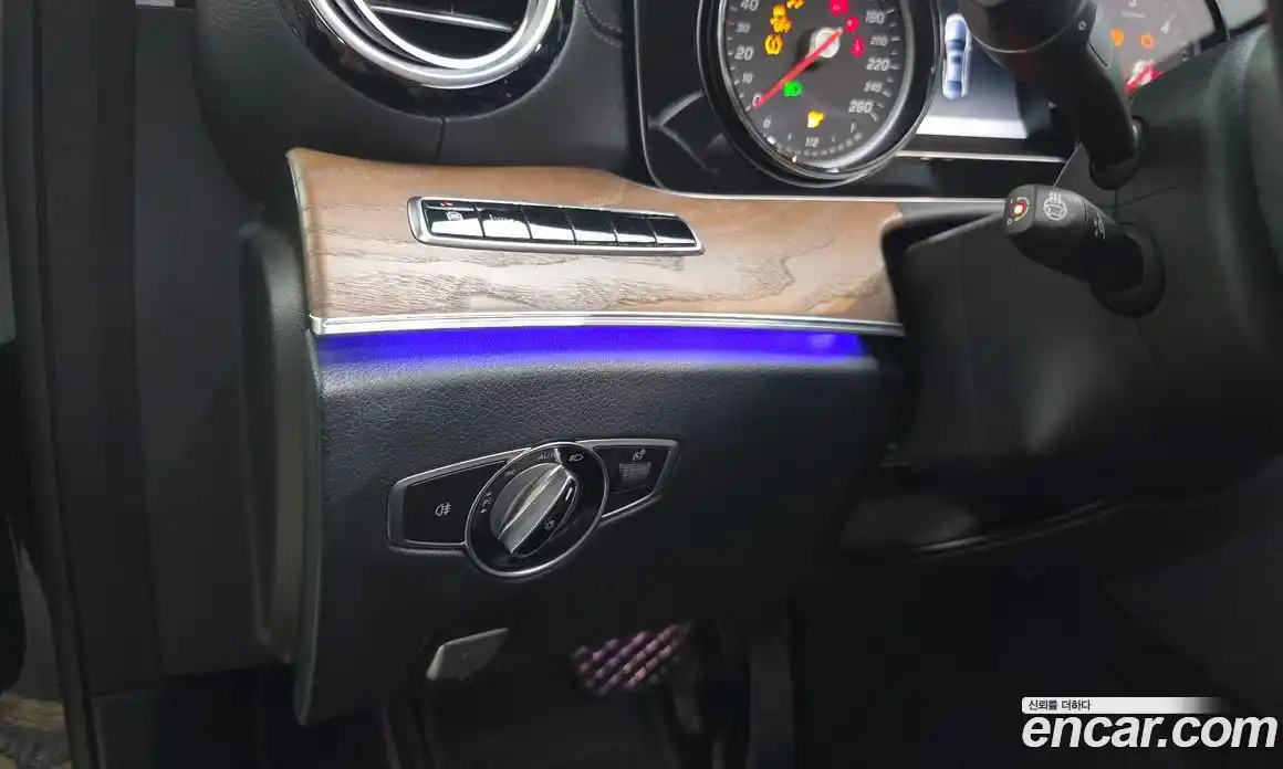 Mercedes-Benz E-Class 2020 1.9 гидро, фото 20