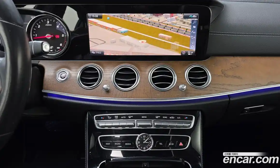 Mercedes-Benz E-Class 2020 1.9 гидро, фото 29
