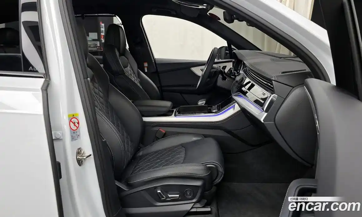 Audi Q7 2025 3.0 автомат (гидро), фото 16