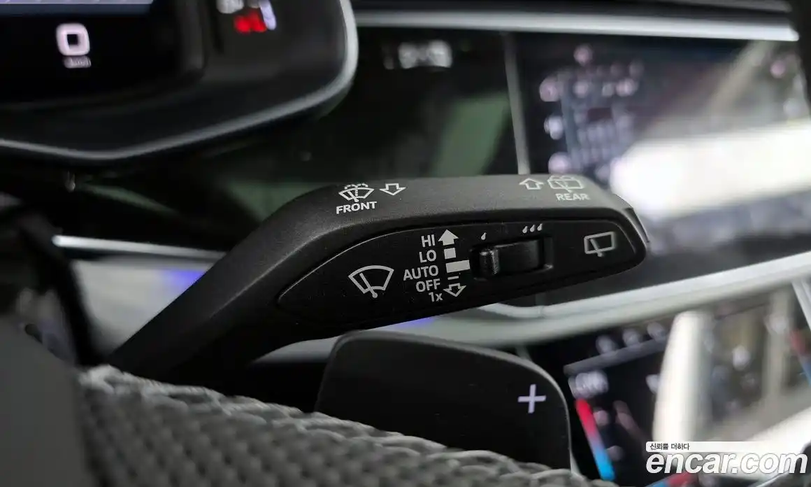 Audi Q7 2025 3.0 автомат (гидро), фото 30