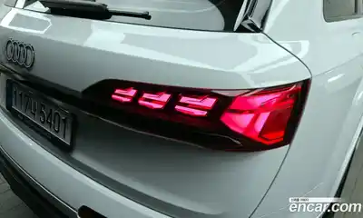 Audi Q7 2025 3.0 автомат (гидро), миниатюра 9