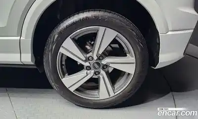 Audi Q2 2023 2.0 автомат (гидро), миниатюра 7