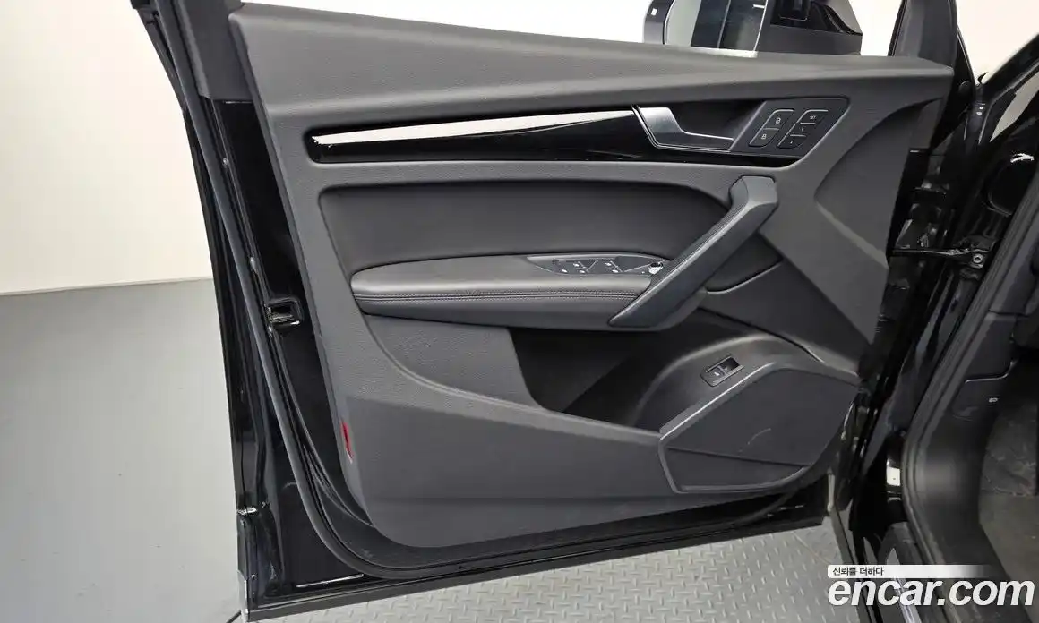 Audi Q5 2021 2.0 автомат (гидро), фото 14