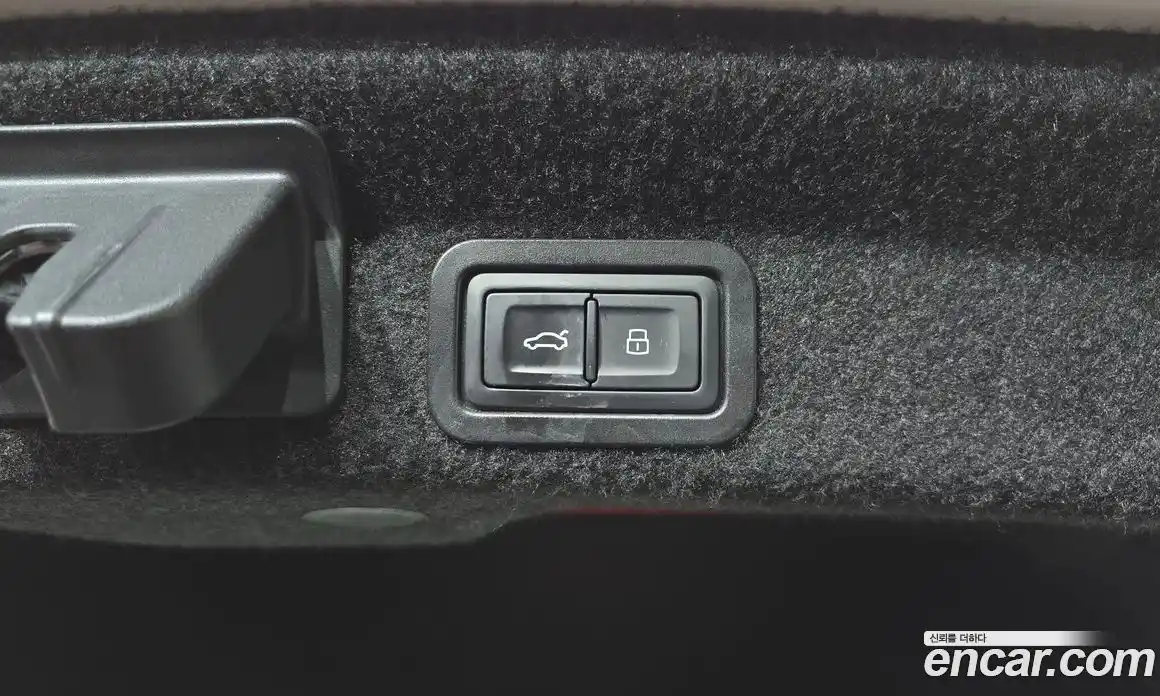 Audi A6 2020 2.0 автомат (гидро), фото 16