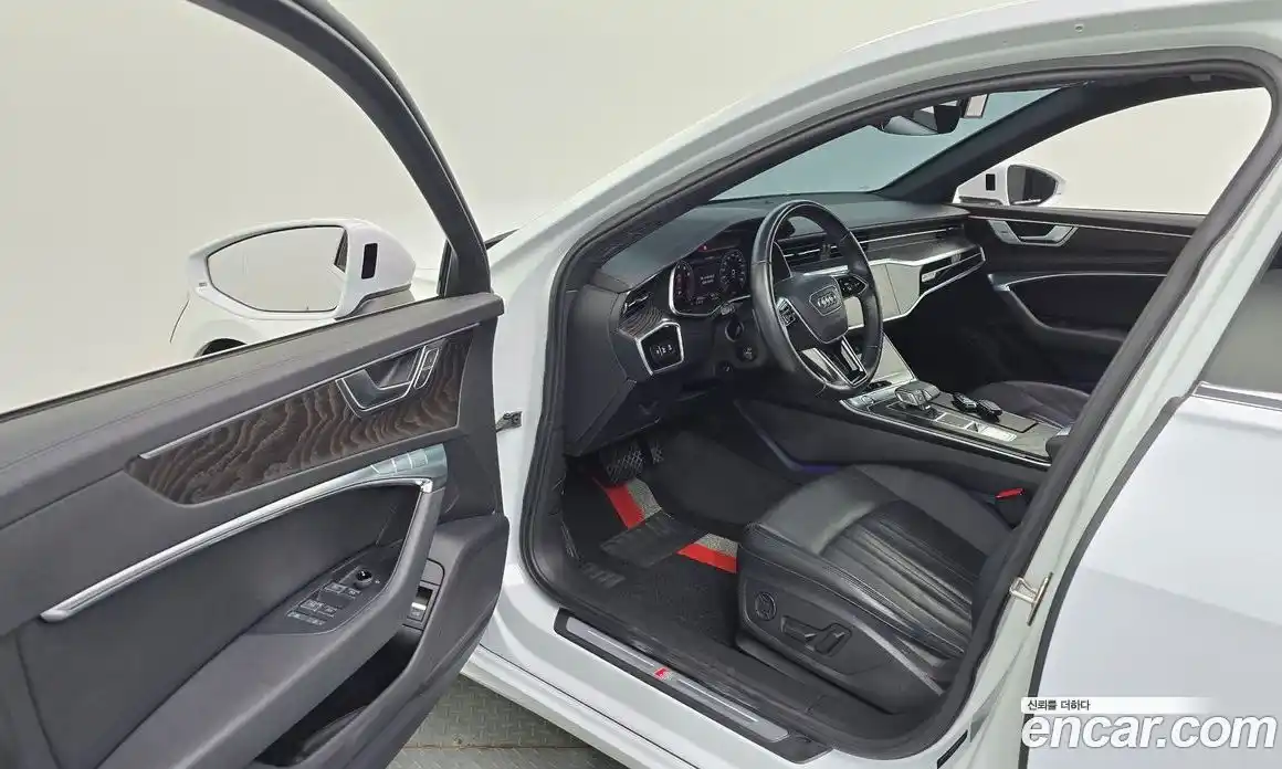 Audi A6 2020 2.0 автомат (гидро), фото 10