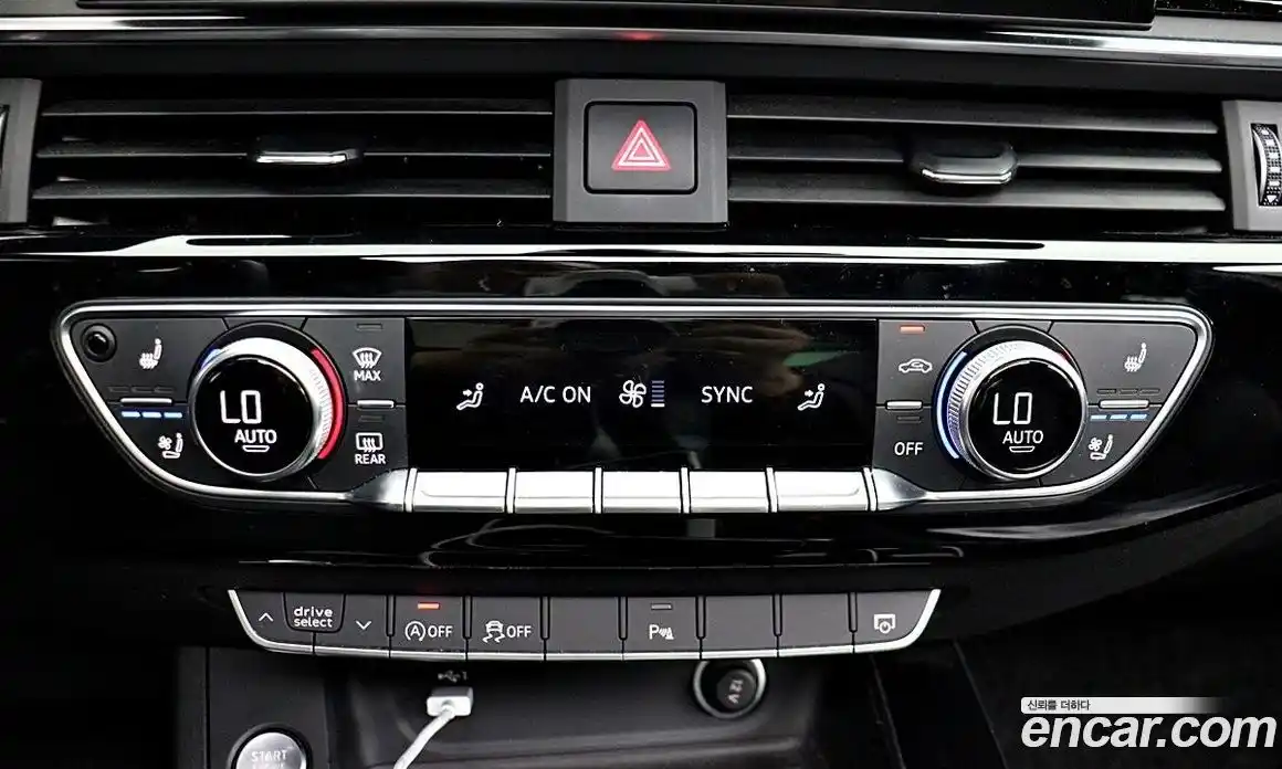 Audi A4 2022 2.0 автомат (гидро), фото 17