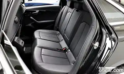 Audi A4 2022 2.0 автомат (гидро), миниатюра 9