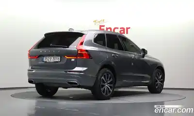 Volvo XC60 2021 2.0 автомат (гидро), миниатюра 2