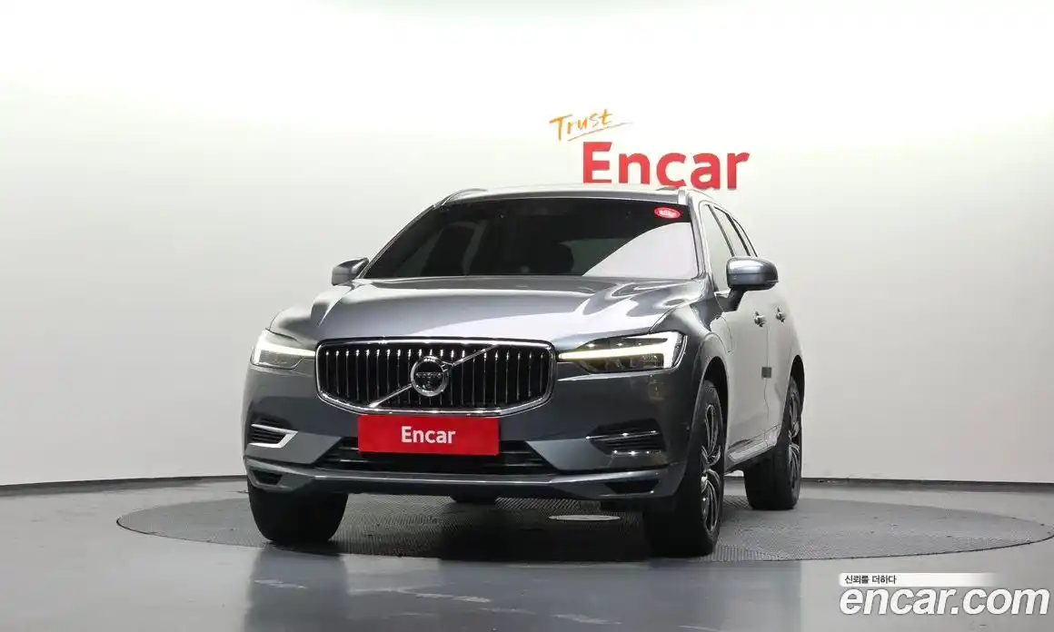 Volvo XC60 2021 2.0 автомат (гидро), фото 3