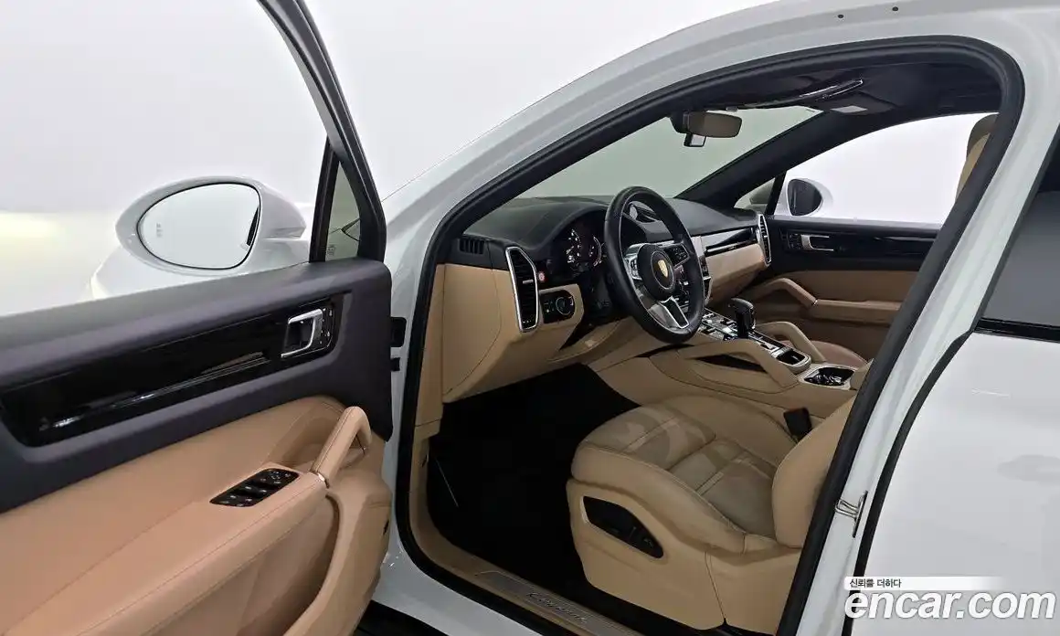 Porsche Cayenne 2023 3.0 автомат (гидро), фото 13