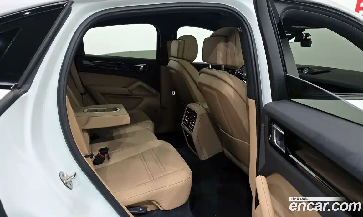 Porsche Cayenne 2023 3.0 автомат (гидро), фото 16