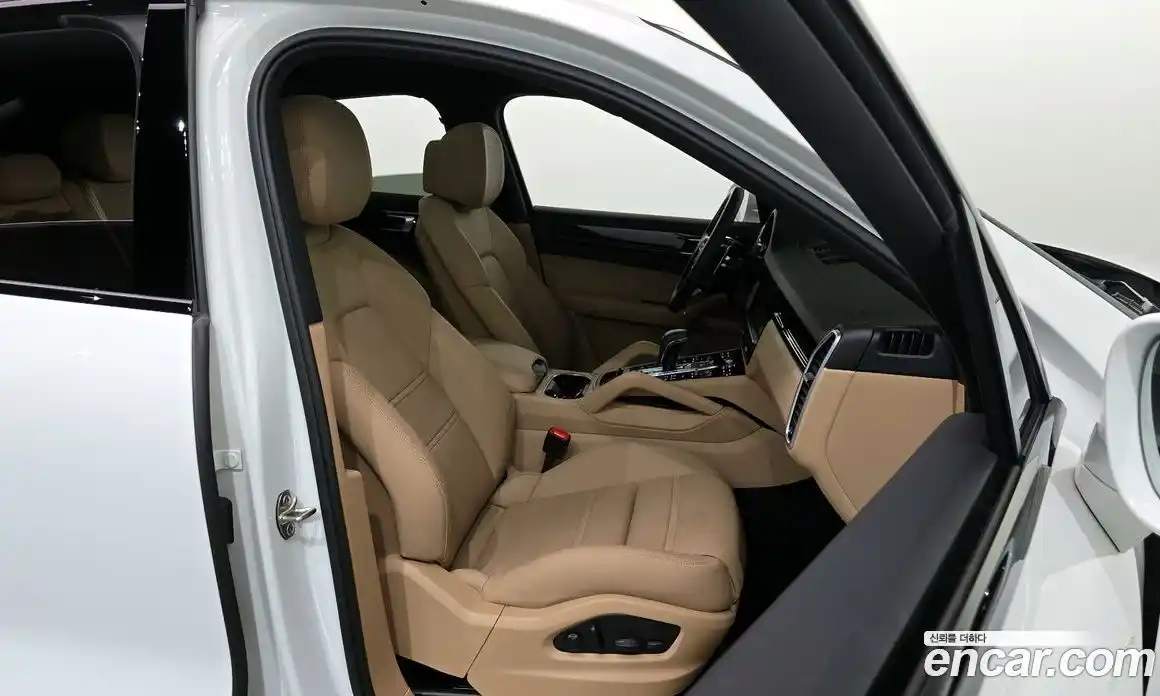 Porsche Cayenne 2023 3.0 автомат (гидро), фото 18