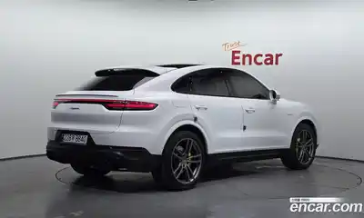 Porsche Cayenne 2023 3.0 автомат (гидро), миниатюра 2