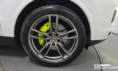 Porsche Cayenne 2023 3.0 автомат (гидро), миниатюра 7