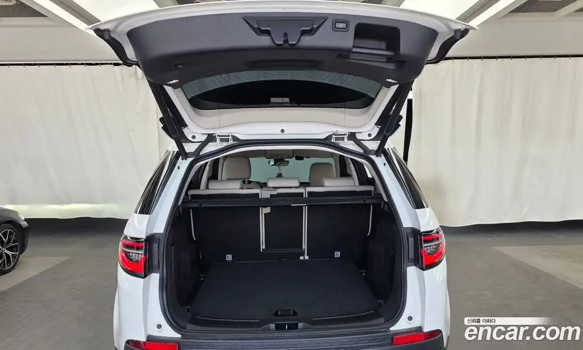 Land Rover Discovery Sport 2021 2.0 автомат (гидро), фото 20