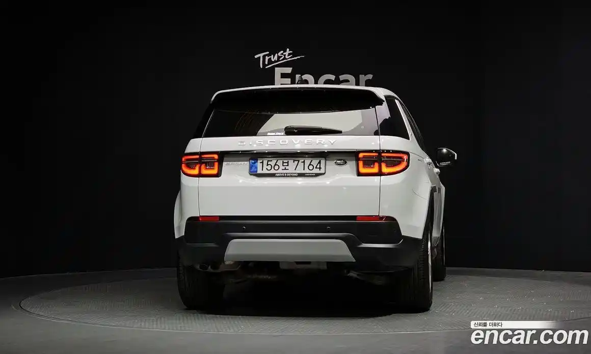 Land Rover Discovery Sport 2021 2.0 автомат (гидро), фото 4
