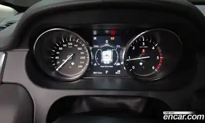 Land Rover Discovery Sport 2018 2.0 автомат (гидро), миниатюра 11