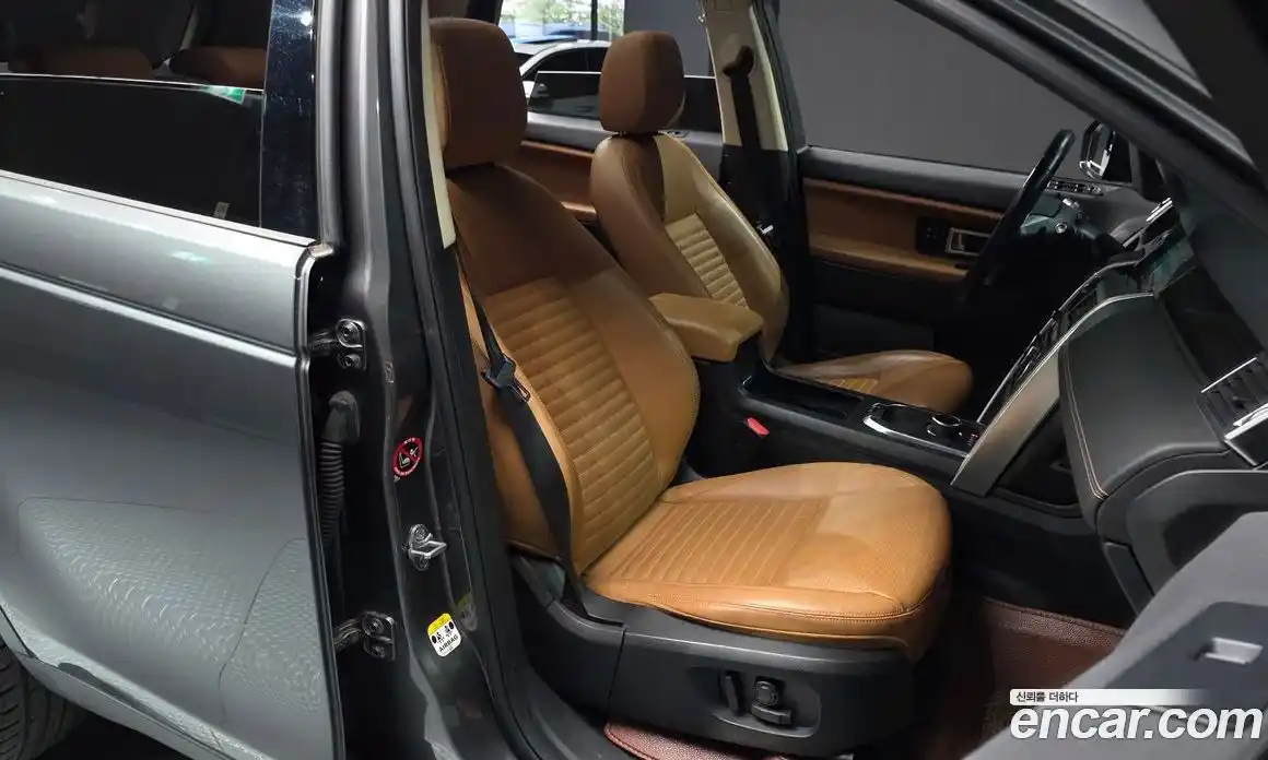 Land Rover Discovery Sport 2018 2.0 автомат (гидро), фото 16