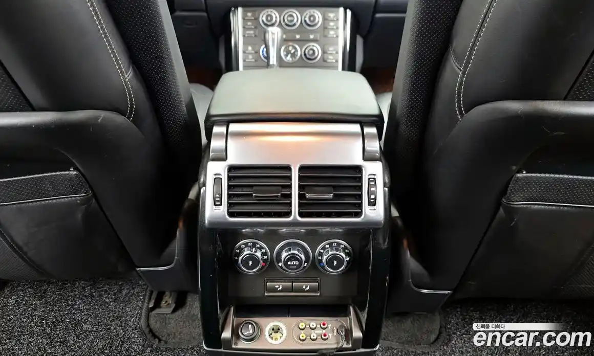 Land Rover Range Rover 2010 3.6 автомат (гидро), фото 18