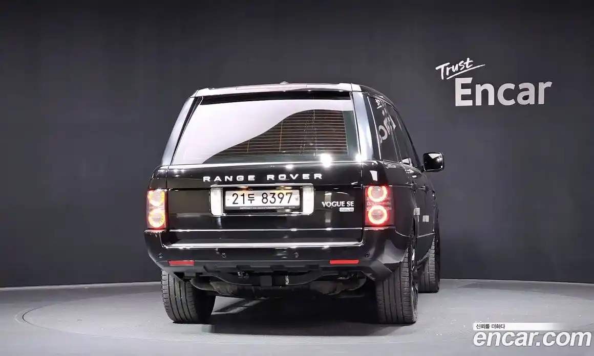 Land Rover Range Rover 2010 3.6 автомат (гидро), фото 4