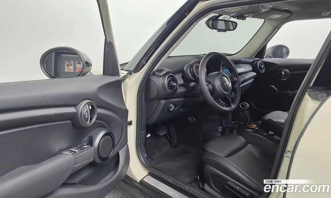 Mini Cooper 2019 1.5 автомат (гидро), фото 13