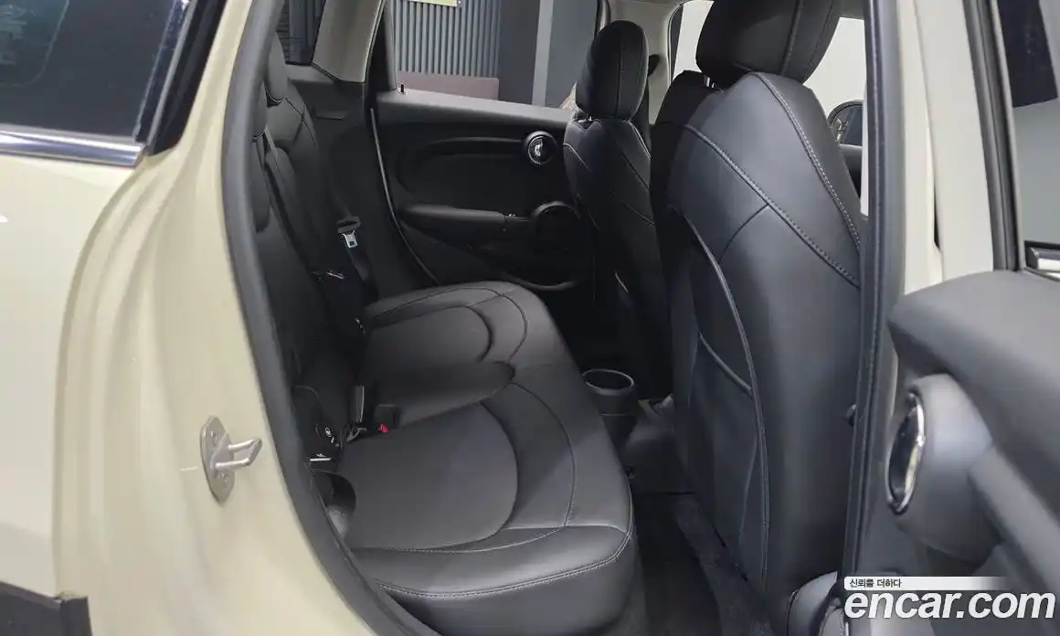 Mini Cooper 2019 1.5 автомат (гидро), фото 17