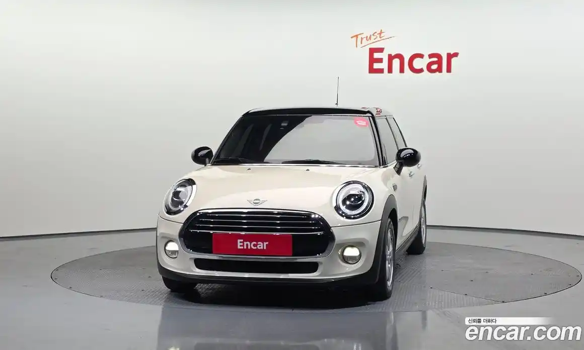 Mini Cooper 2019 1.5 автомат (гидро), фото 3