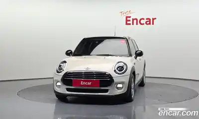 Mini Cooper 2019 1.5 автомат (гидро), миниатюра 3