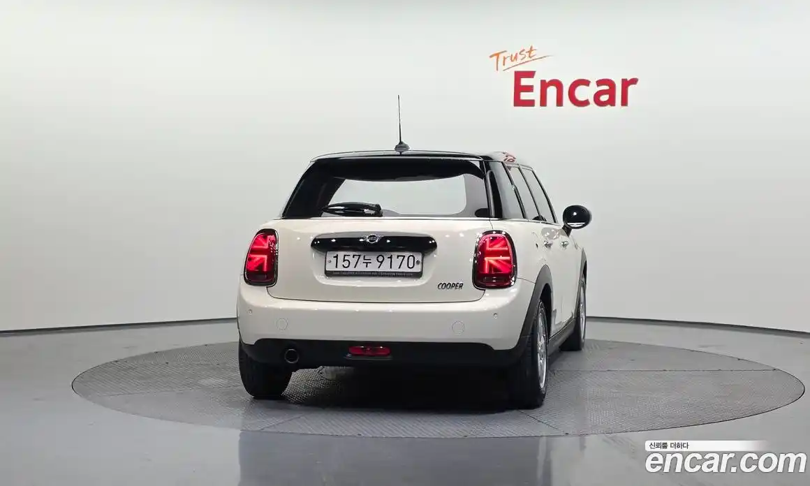 Mini Cooper 2019 1.5 автомат (гидро), фото 4