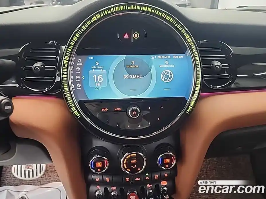 Mini Cooper Convertible 2021 2.0 автомат (гидро), фото 10