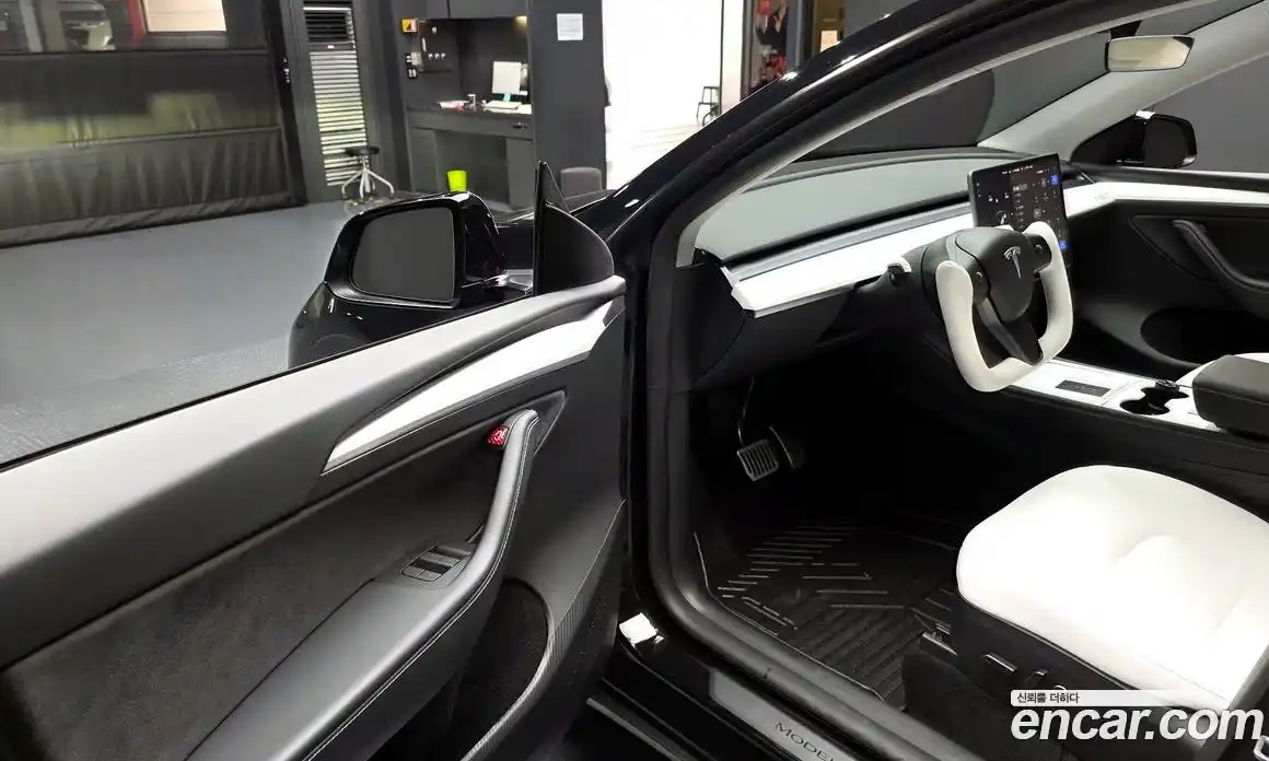 Tesla Model Y 2023 0.2 гидро, фото 13