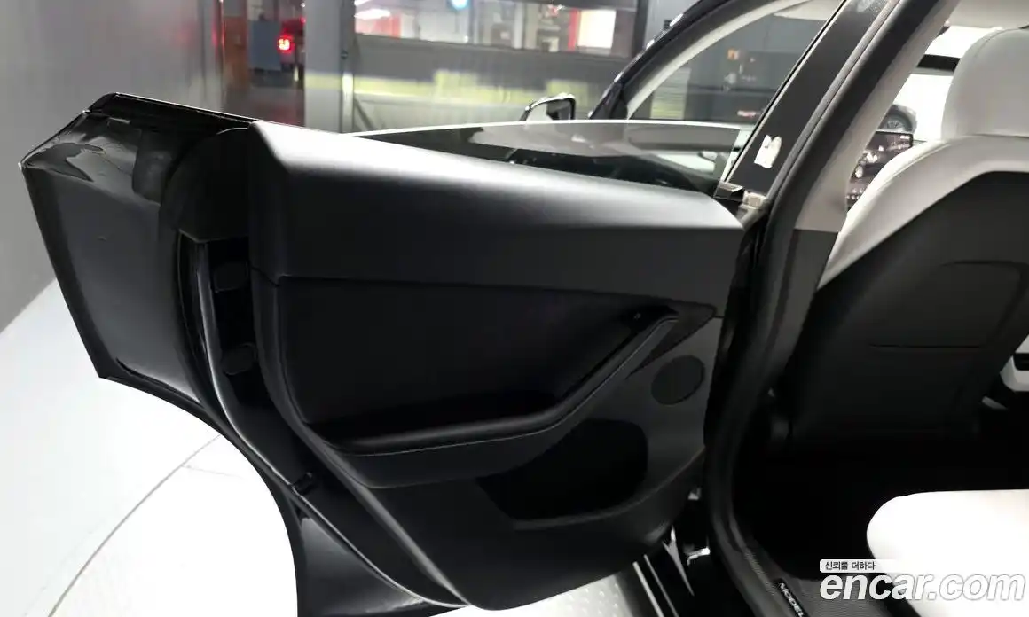 Tesla Model Y 2023 0.2 гидро, фото 15