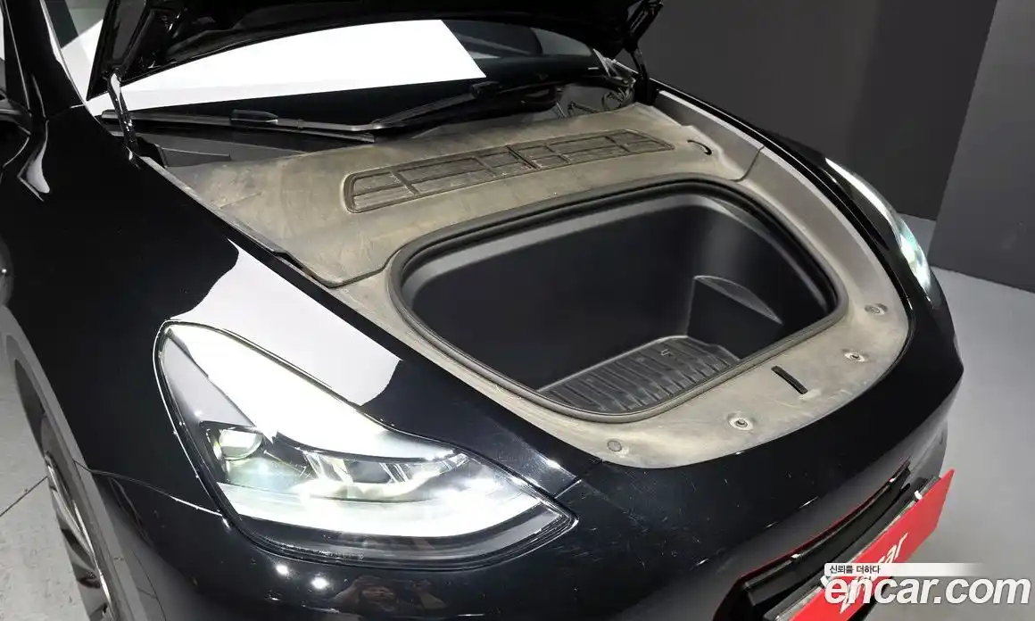 Tesla Model Y 2023 0.2 гидро, фото 6