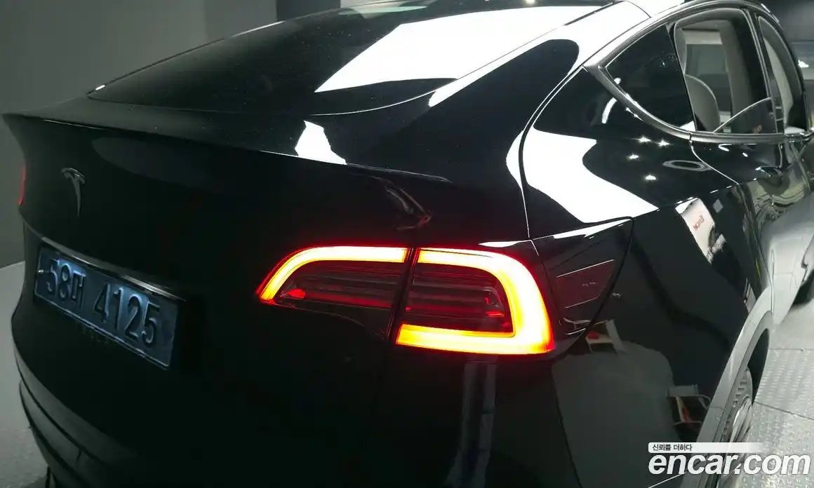 Tesla Model Y 2023 0.2 гидро, фото 9