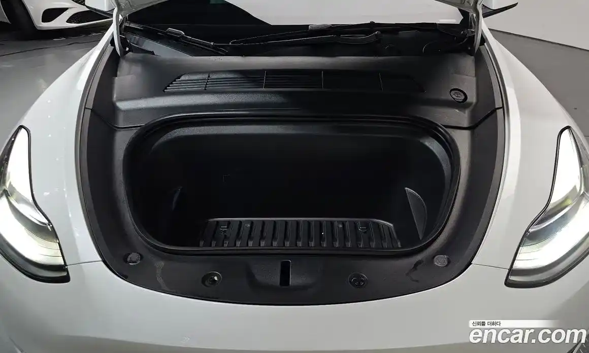 Tesla Model Y 2022 0.2 гидро, фото 5