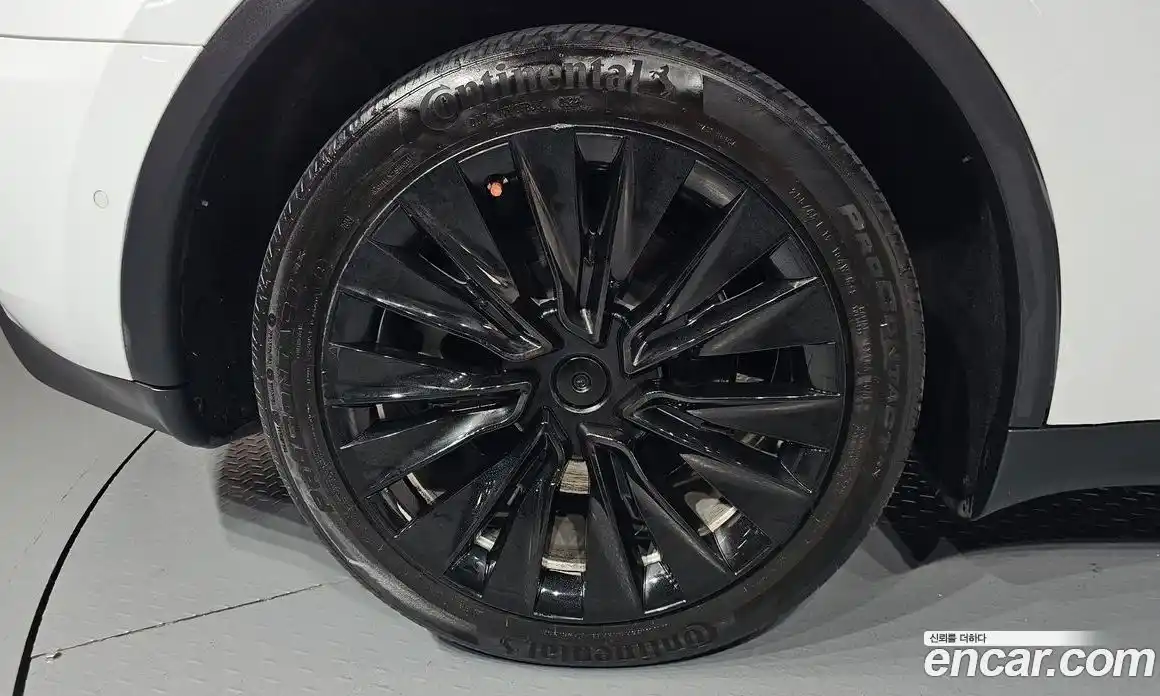 Tesla Model Y 2022 0.2 гидро, фото 6