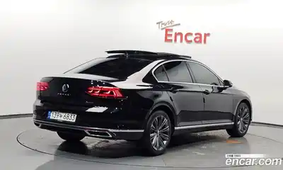 Volkswagen Passat, 2021, 76 180 км