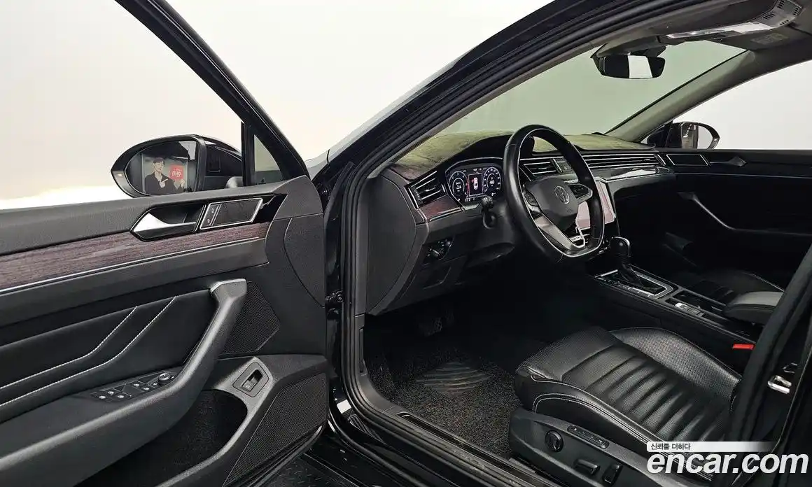 Volkswagen Passat 2021 2.0 автомат (гидро), фото 12