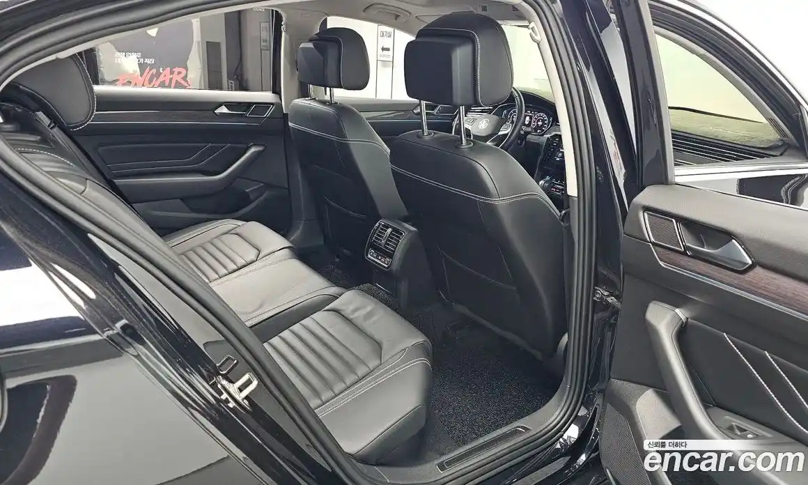 Volkswagen Passat 2021 2.0 автомат (гидро), фото 17