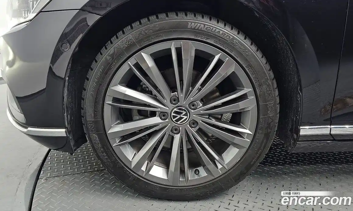 Volkswagen Passat 2021 2.0 автомат (гидро), фото 4