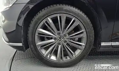 Volkswagen Passat 2021 2.0 автомат (гидро), миниатюра 4