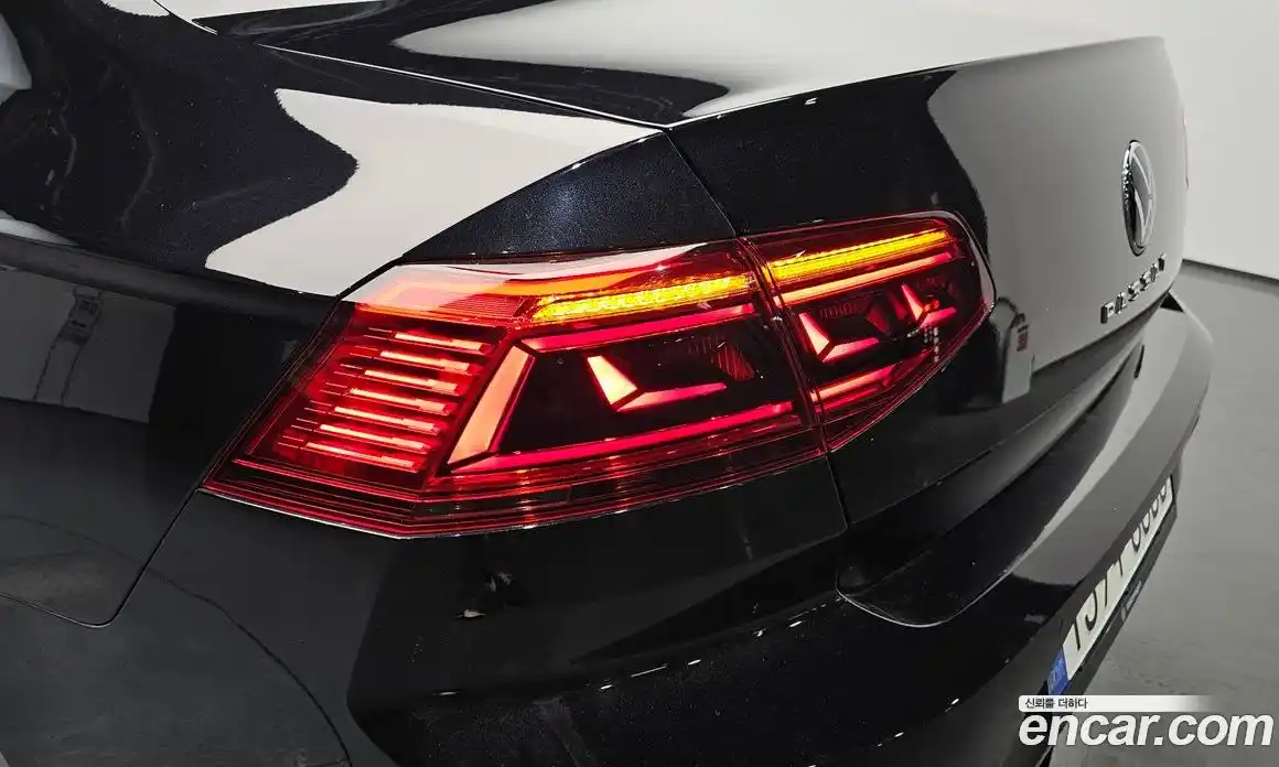 Volkswagen Passat 2021 2.0 автомат (гидро), фото 8