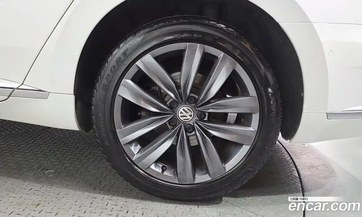 Volkswagen Arteon 2020 2.0 автомат (гидро), фото 7