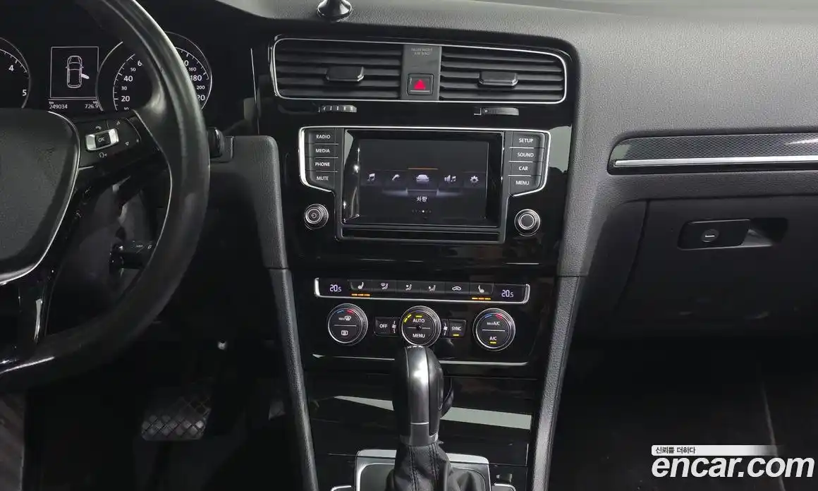 Volkswagen Golf 2014 2.0 автомат (гидро), фото 12