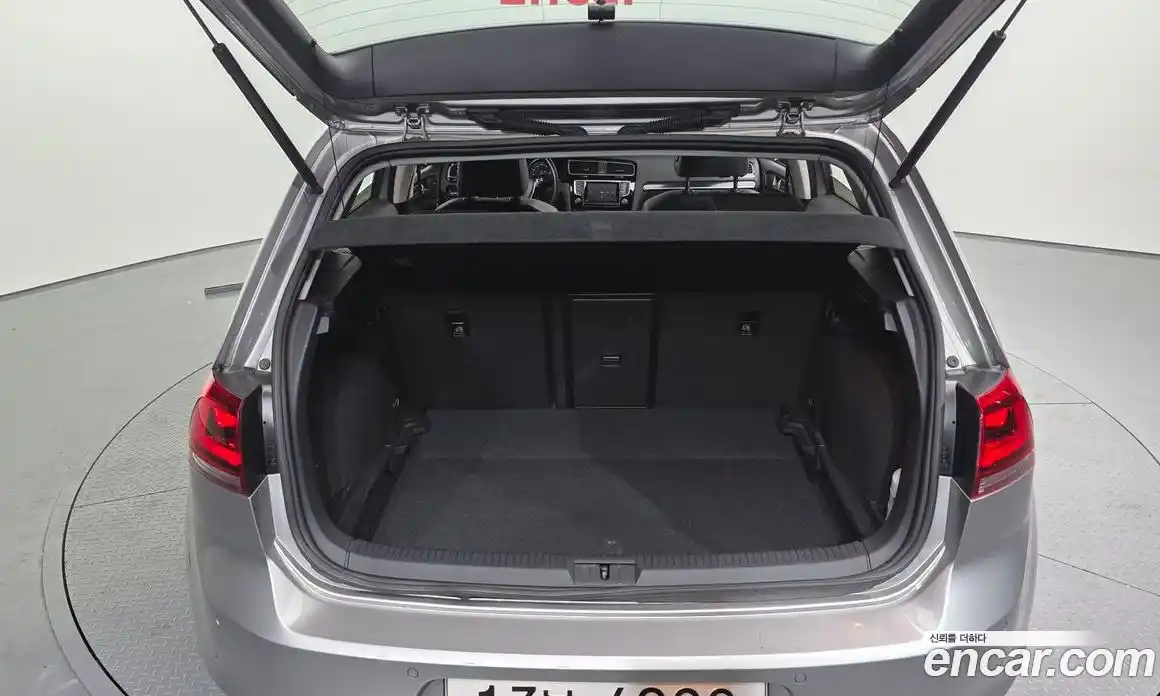 Volkswagen Golf 2014 2.0 автомат (гидро), фото 20