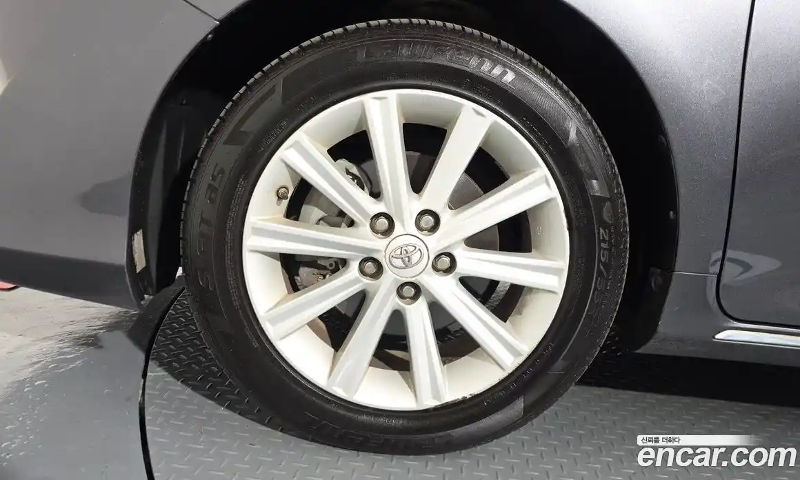 Toyota Camry 2014 2.5 гидро, фото 5