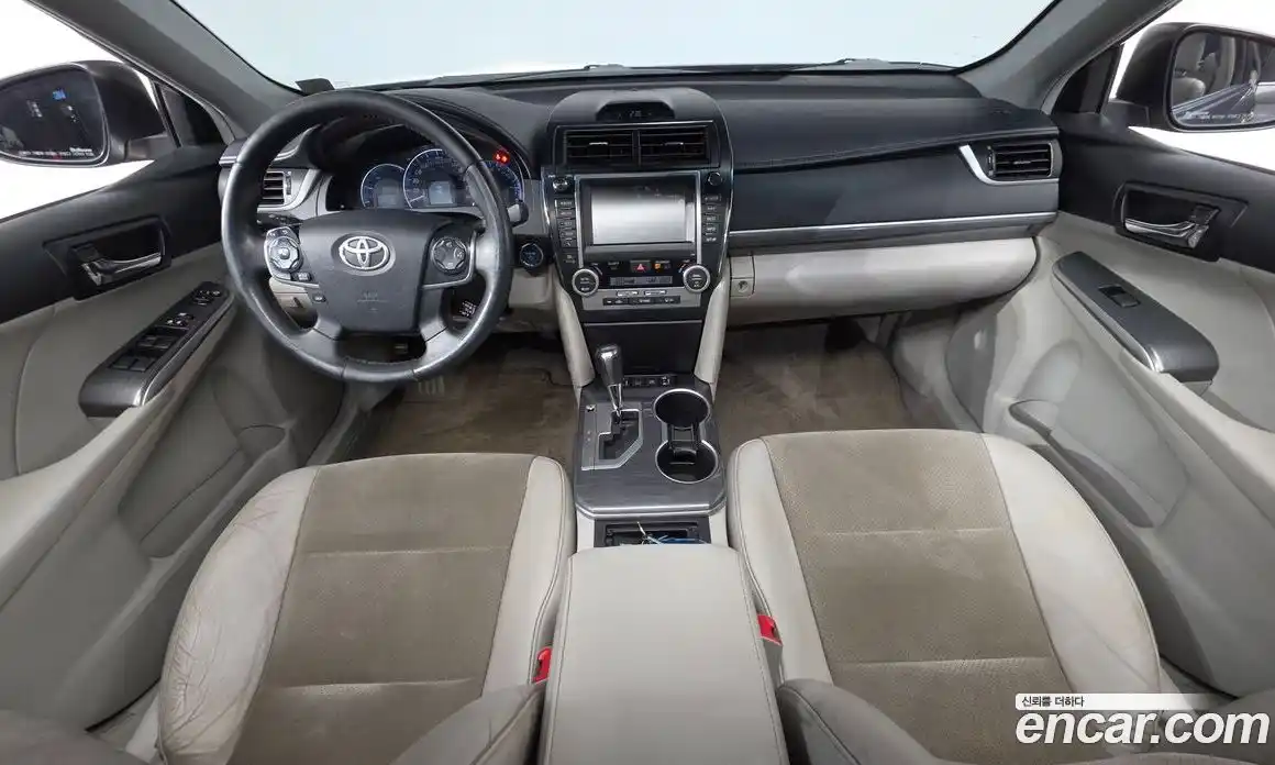 Toyota Camry 2014 2.5 гидро, фото 7
