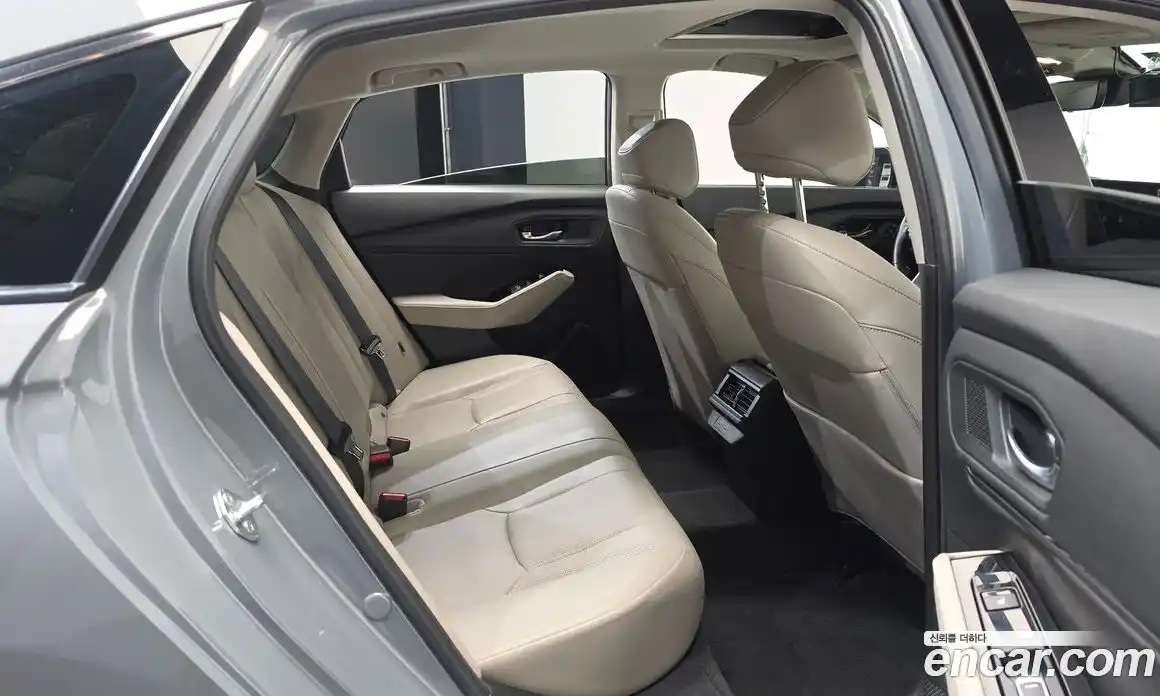 Honda Accord 2023 2.0 автомат (гидро), фото 11