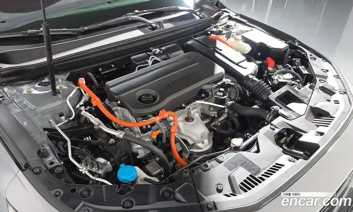 Honda Accord 2023 2.0 автомат (гидро), фото 6